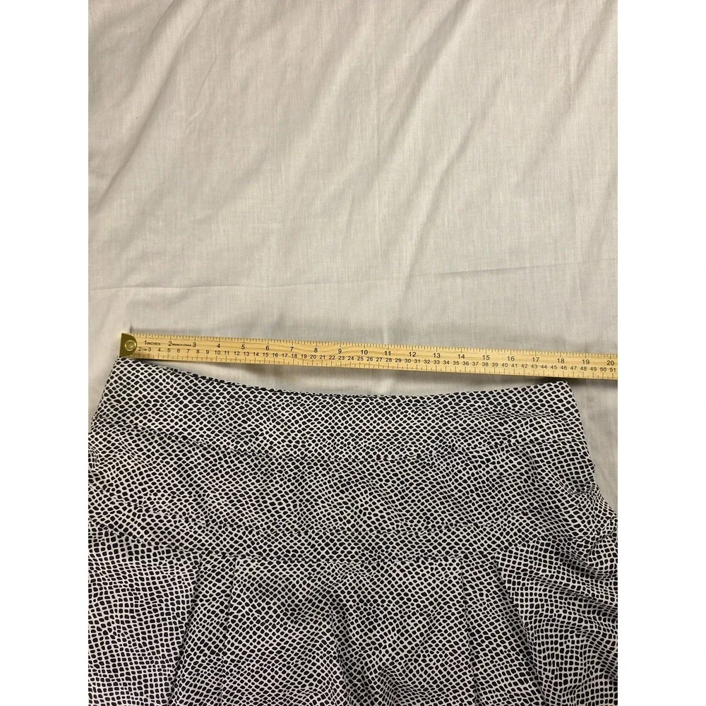 Nike Skort Womens Medium Black Geometric Print Tennis Athletic Skirt Activewear